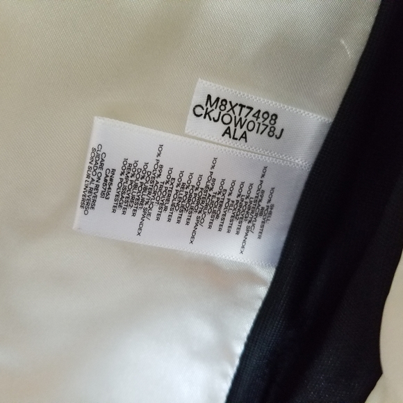 Calvin Klein Puffer Quilted Vest - Picture 7 of 8